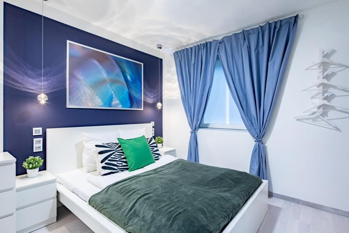 Central - New - Quiet Sleep Apartment บูดาเปสต์ ภายนอก รูปภาพ