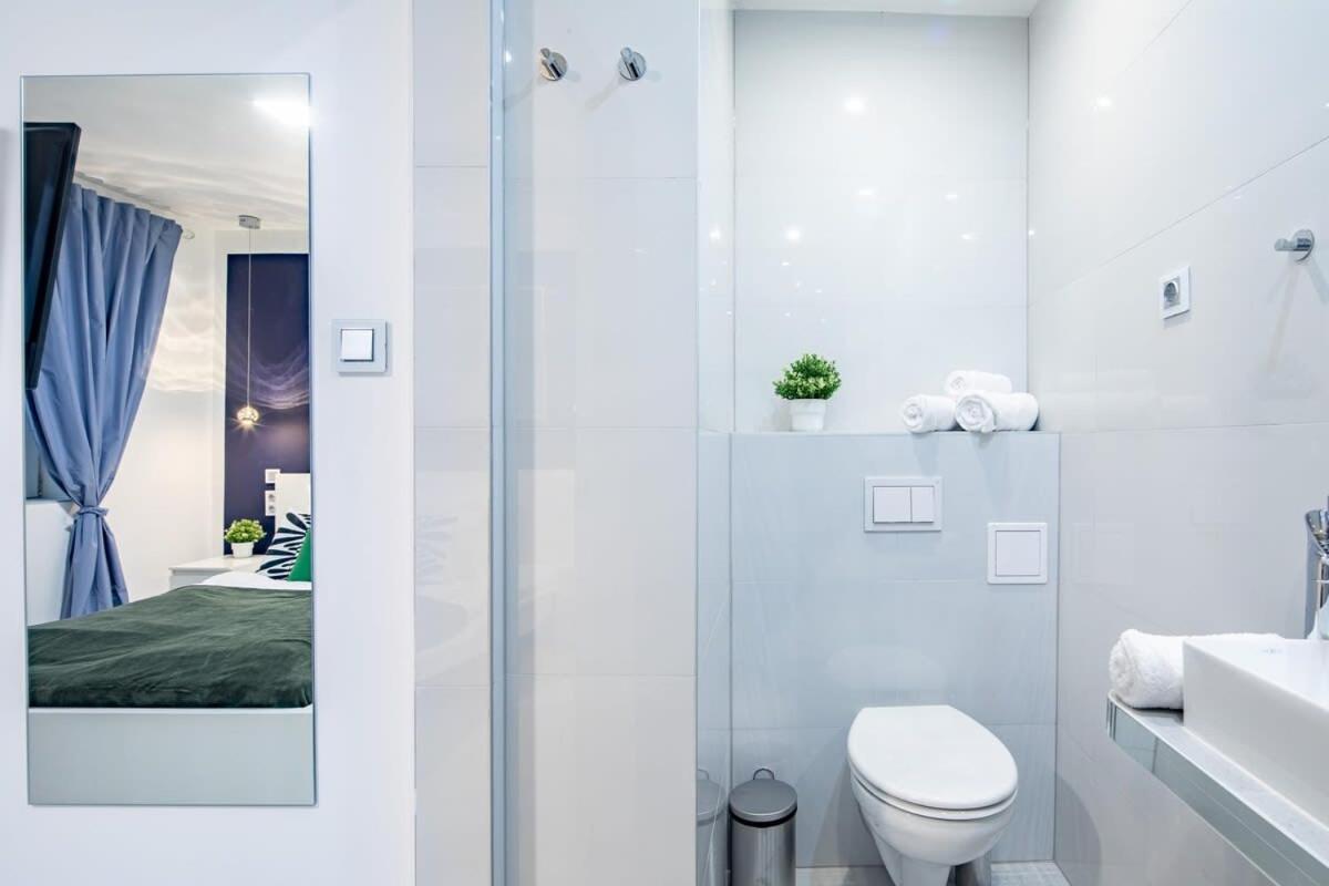 Central - New - Quiet Sleep Apartment บูดาเปสต์ ภายนอก รูปภาพ